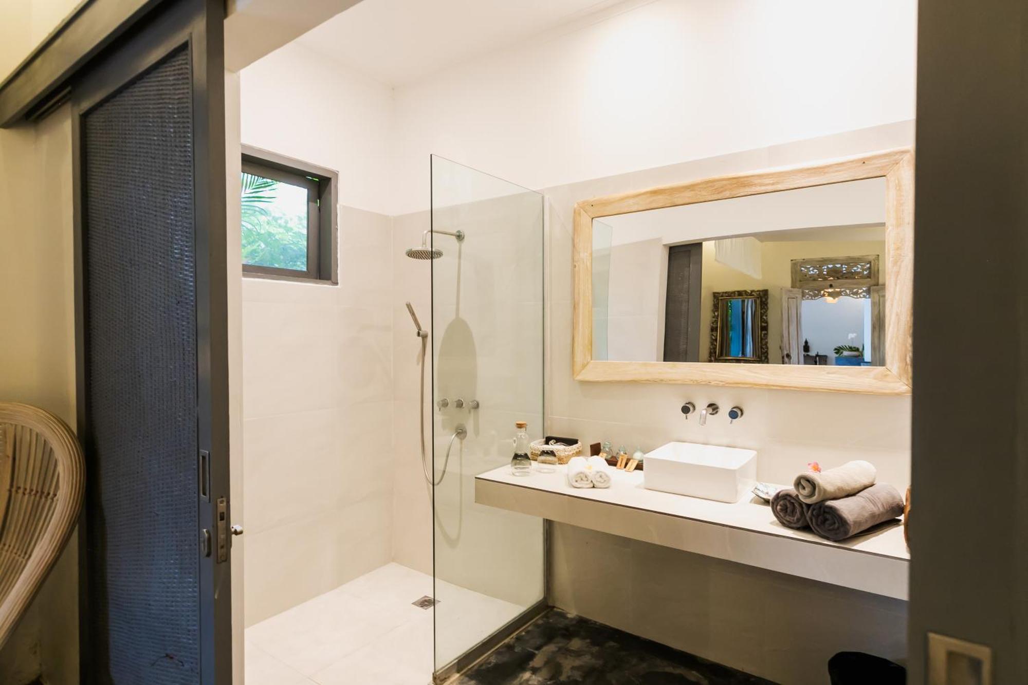 Indiana Kenanga Boutique Hotel & Spa Nusa Lembongan  Bilik gambar